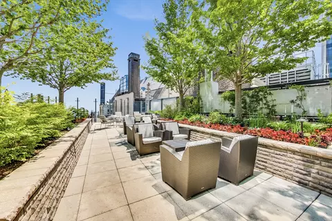 Exterior - 60 E Monroe St #1707, Chicago, IL 60603 photo 7 of 9