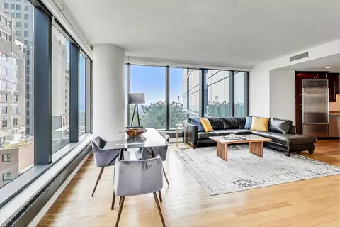 Living - 60 E Monroe St #1707, Chicago, IL 60603 photo 4 of 8
