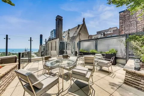 Exterior - 60 E Monroe St #1707, Chicago, IL 60603 photo 8 of 9