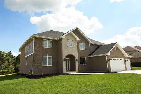 8019 Stanley Trl, Frankfort, IL 60423