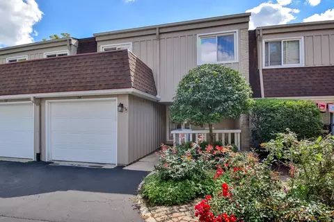 34 N Park Blvd, Glen Ellyn, IL 60137
