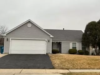 30 Burgess Dr, Glendale Heights, IL 60139