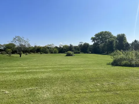 9775 Praire Trl, Grant Park, IL 60940