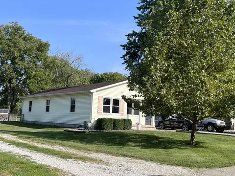 333 S Winter St, Paxton, IL 60957