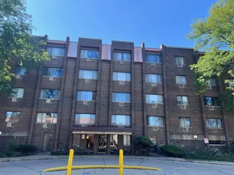 8455 W Leland Ave #111N, Chicago, IL 60656