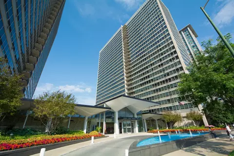 3550 N Lake Shore Dr #1616, Chicago, IL 60657