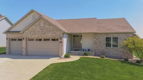 2818 Jacob Ln, Normal, IL 61761