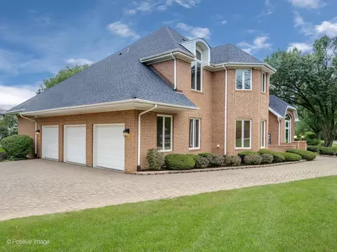 9108 Devon Ridge Dr, Burr Ridge, IL 60527 photo 4
