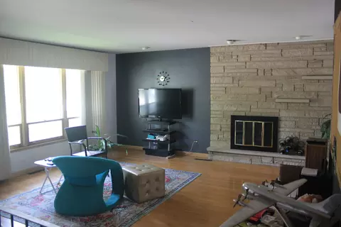 14864 Massasoit Ave, Oak Forest, IL 60452 photo 2