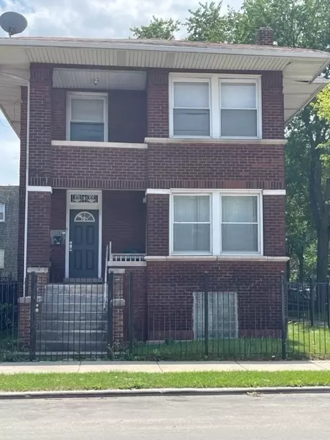 2445 E 73rd St, Chicago, IL 60649 photo 1