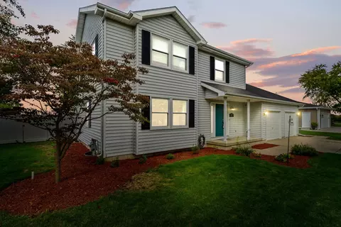 125 Mansfield Ct, Chebanse, IL 60922