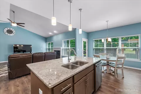 1377 Lance Ave, Elburn, IL 60119 photo 8