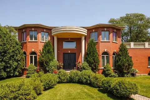 231 Vista Dr, Wilmette, IL 60091