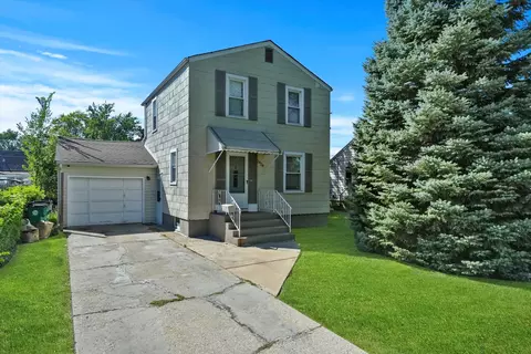 2428 S 14th Ave, Broadview, IL 60155