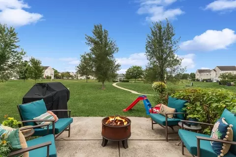 2525 Evergreen Cir, Mchenry, IL 60050 photo 19