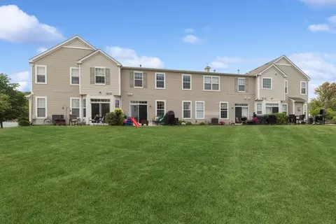 2525 Evergreen Cir, Mchenry, IL 60050 photo 20