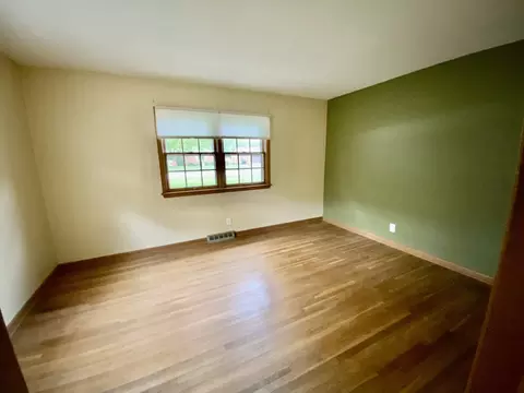 750 Gary Ave, Aurora, IL 60506 photo 13