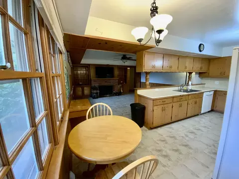 750 Gary Ave, Aurora, IL 60506 photo 7