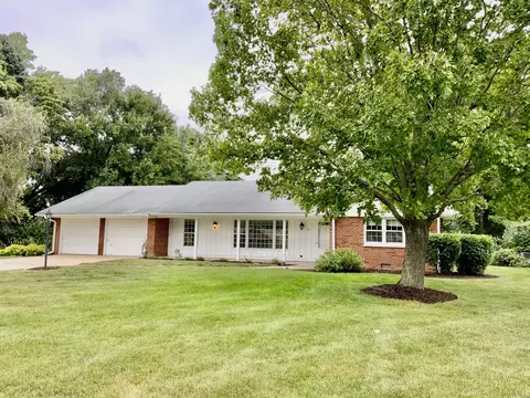 750 Gary Ave, Aurora, IL 60506