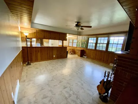750 Gary Ave, Aurora, IL 60506 photo 9