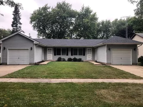 480-490 Park Dr, Marengo, IL 60152