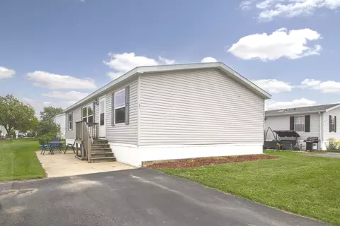 11 St George Dr, Bourbonnais, IL 60914