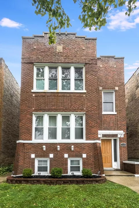 1234 Maple Ave, Berwyn, IL 60402 photo 2