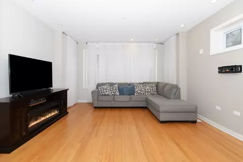 1234 Maple Ave, Berwyn, IL 60402 photo 5