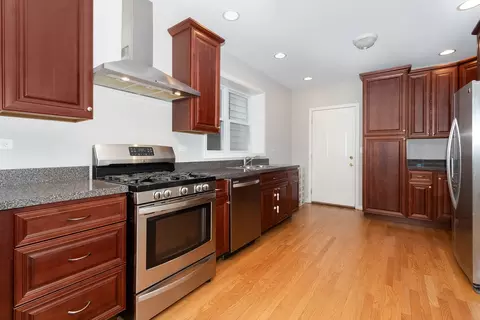 1234 Maple Ave, Berwyn, IL 60402 photo 8