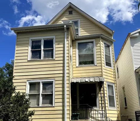 4145 N Sacramento Ave, Chicago, IL 60618