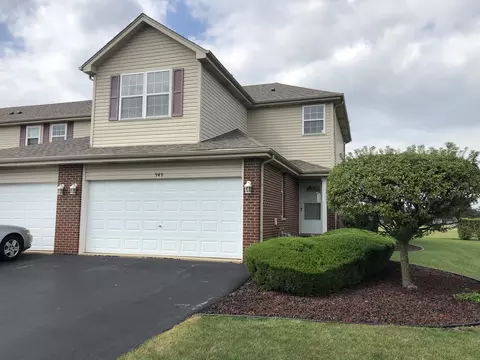 949 Foxwood Ct, New Lenox, IL 60451