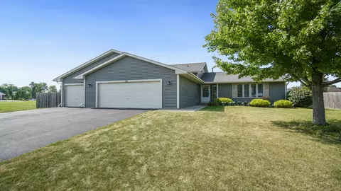 350 Cloud Mist Dr, Capron, IL 61012