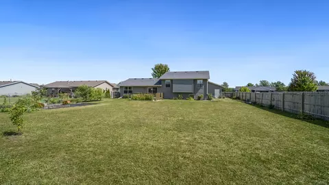 350 Cloud Mist Dr, Capron, IL 61012 photo 29