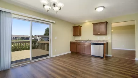 350 Cloud Mist Dr, Capron, IL 61012 photo 8