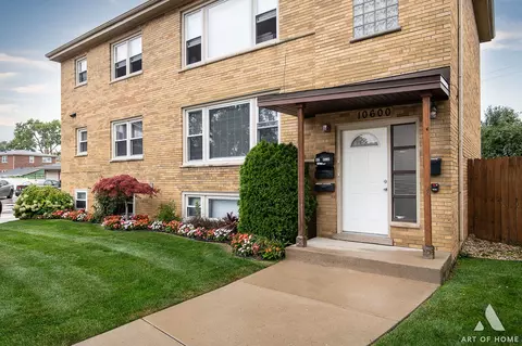 10600 Mayfield Ave, Chicago Ridge, IL 60415