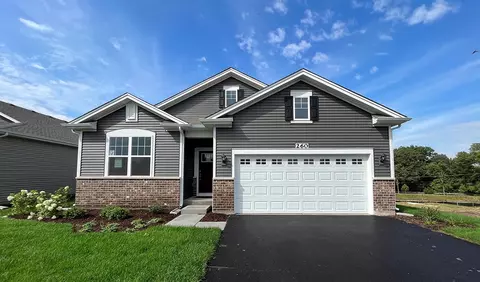 260 Durham St, North Aurora, IL 60542