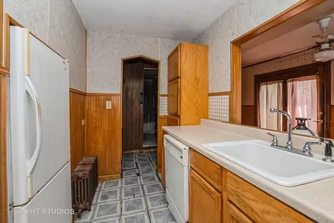7303 W 85th St, Bridgeview, IL 60455 photo 7