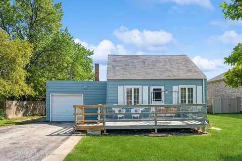 7303 W 85th St, Bridgeview, IL 60455 photo 2