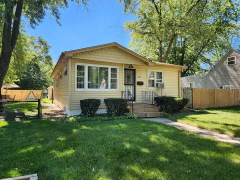 540 E 148th St, Harvey, IL 60426 photo 3
