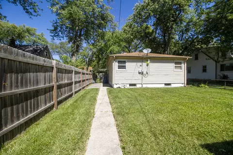 540 E 148th St, Harvey, IL 60426 photo 17