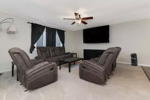 Living - 501 W North St, Danvers, IL 61732 photo 1 of 5