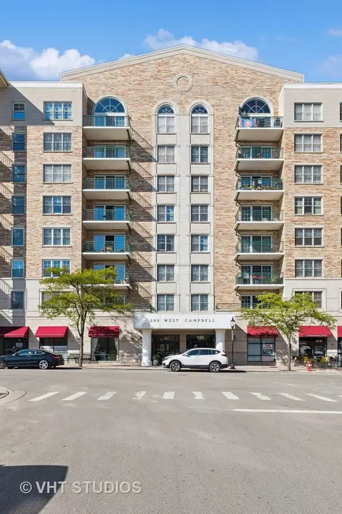200 W Campbell St #810, Arlington Heights, IL 60005