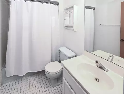 935 Hillside Ct, Bartlett, IL 60103 photo 24