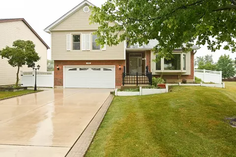 935 Hillside Ct, Bartlett, IL 60103 photo 3