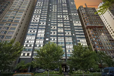 1440 N Lake Shore Dr #4C, Chicago, IL 60610