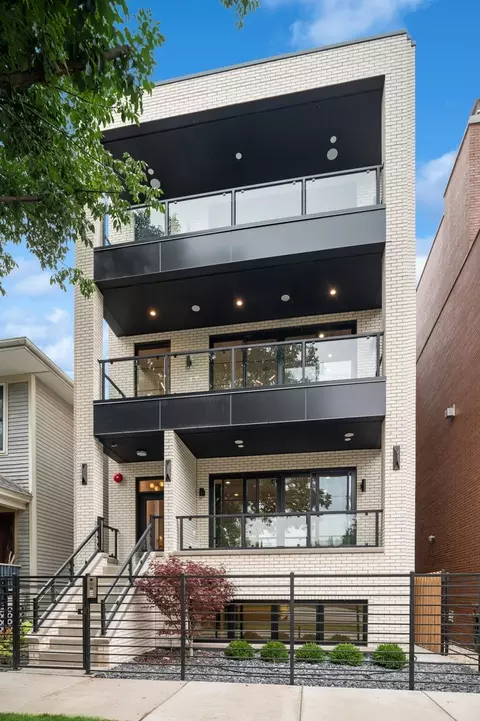 1508 W Wrightwood Ave #1, Chicago, IL 60614