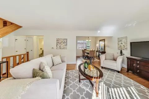 1216 Pine St #A, Glenview, IL 60025 photo 7