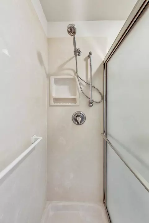 1216 Pine St #A, Glenview, IL 60025 photo 21