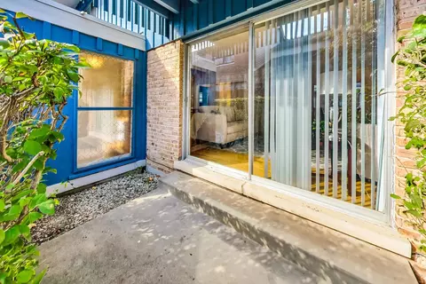 1216 Pine St #A, Glenview, IL 60025 photo 5