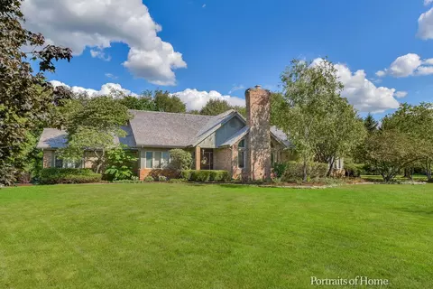 31 W639 Percheron Ln, Wayne, IL 60184